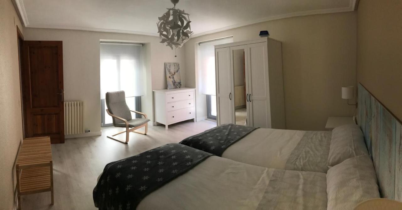 Apartamento Estiviellas, Pirineo Хака Экстерьер фото